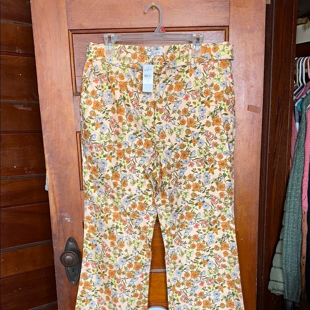 NWT Loft Petite Belted Sutton Kick Crop Pants in Vibrant Floral